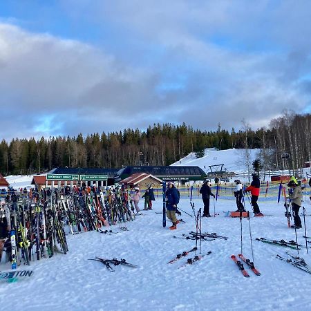 Raemsbyns Fritidsby, Naera Romme Alpin Apartamento Idkerberget Exterior foto